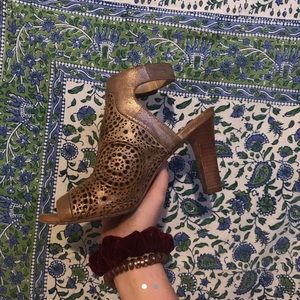 Johnson and Murphy heels 💫 size 7 1/2